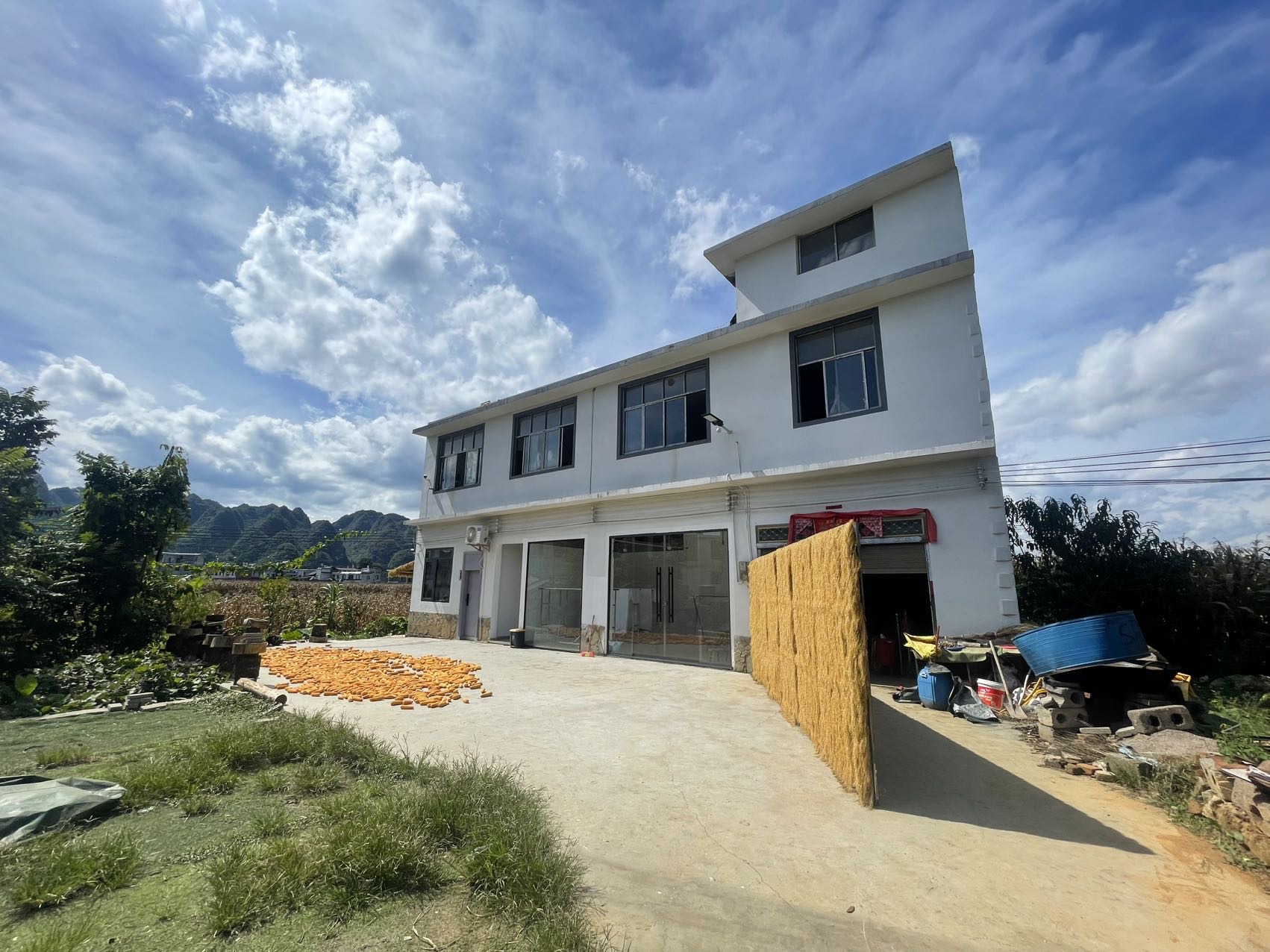 万峰林入口处精品民宿转让