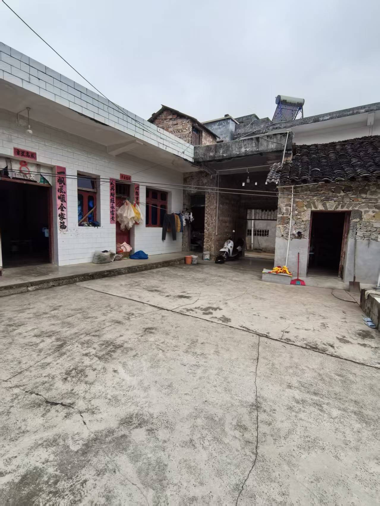 万峰林民房出租----（带80平庭院）